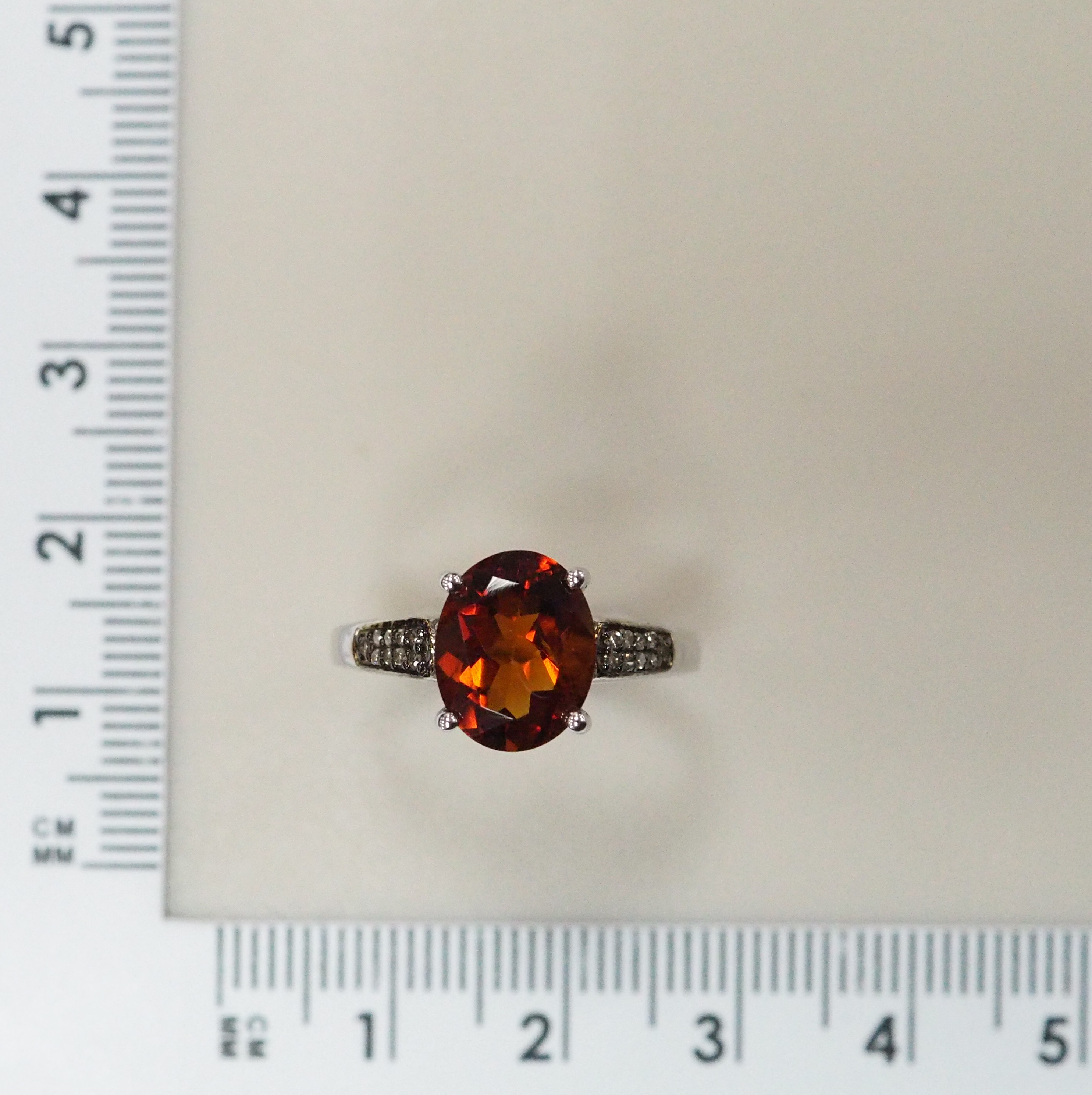 Серебряное кольцо с цитрином Мадейра